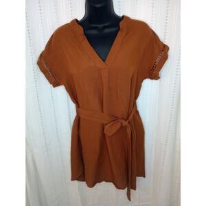 ✨ 3 / $15 DEAL ✨ Rust Tunic with Tie & Crochet Details - Small - Euro Summer